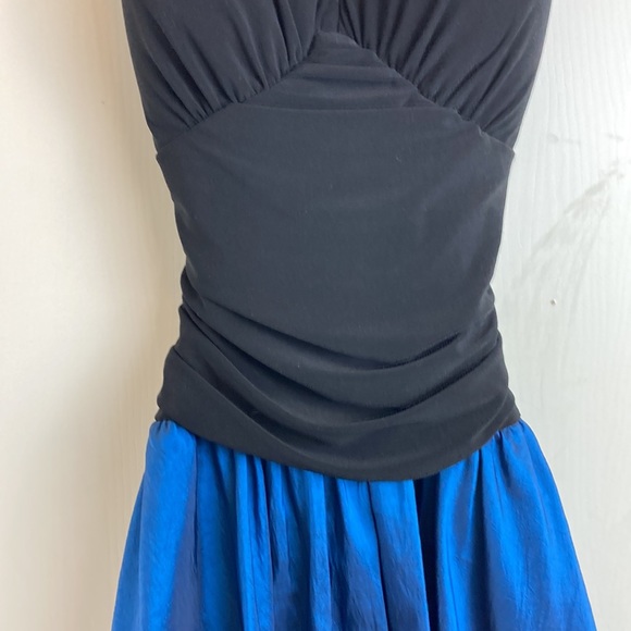 🌞Niki by Niki Livas Black Ruched Halter Top with Blue Metallic Midi Dress - Picture 5 of 11